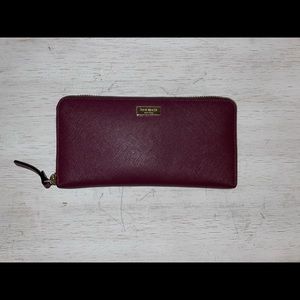 ✨Kate Spade Large Continental Wallet✨